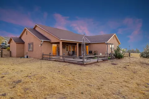 27401 Kelso Ct, Tehachapi, CA 93561 photo 5