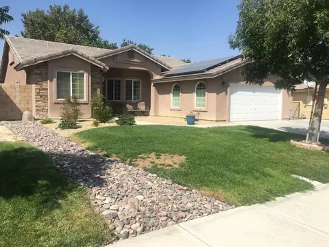 43135 Ruth Ln, Lancaster, CA 93536 photo 2