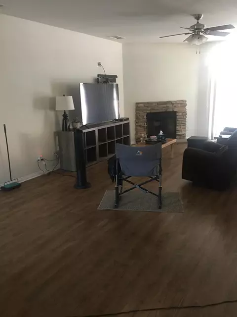 43135 Ruth Ln, Lancaster, CA 93536 photo 14