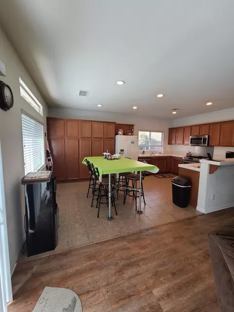 43135 Ruth Ln, Lancaster, CA 93536 photo 12