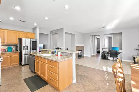 1714 Imperial St, Lancaster, CA 93534 photo 9