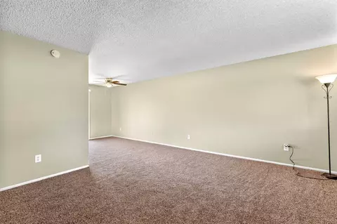 2528 Dixie St, Rosamond, CA 93560 photo 11