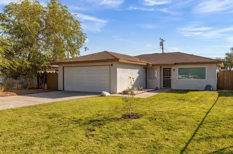 2528 Dixie St, Rosamond, CA 93560 photo 1