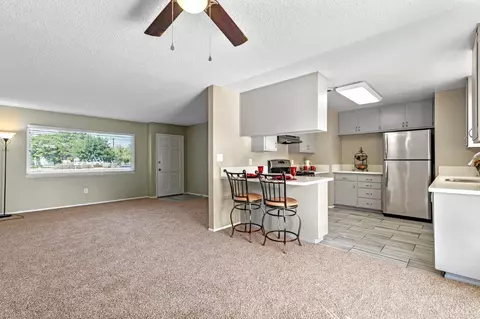 2528 Dixie St, Rosamond, CA 93560 photo 3