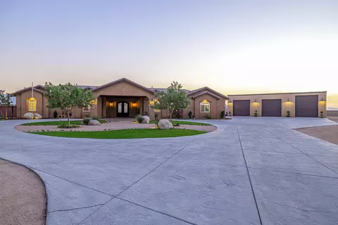 43901 Appaloosa Dr, Lancaster, CA 93536 photo 4