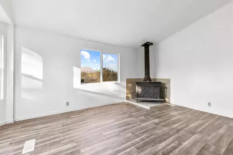 4400 Dobbs Rd, Mojave, CA 93501 photo 11