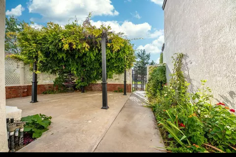 44232 Halcom Ave, Lancaster, CA 93536 photo 3