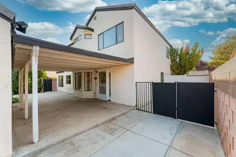44232 Halcom Ave, Lancaster, CA 93536 photo 25