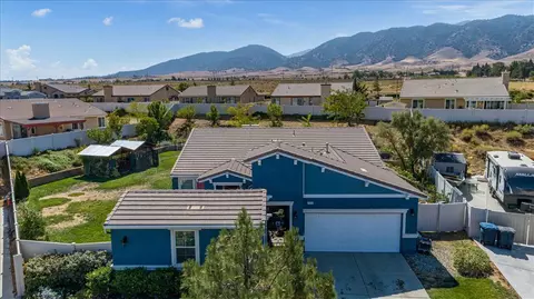 1310 Miranda Ct, Tehachapi, CA 93561 photo 2