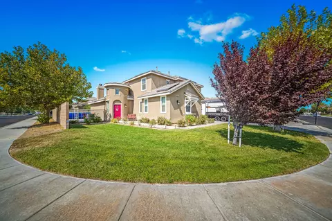 44823 Shad St, Lancaster, CA 93536 photo 3