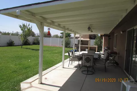 2916 E Avenue Q4, Palmdale, CA 93550 photo 28