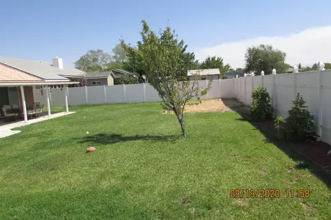 2916 E Avenue Q4, Palmdale, CA 93550 photo 23