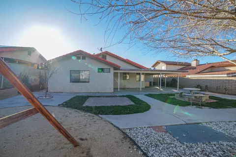 37032 Erick Ct, Palmdale, CA 93550 photo 15