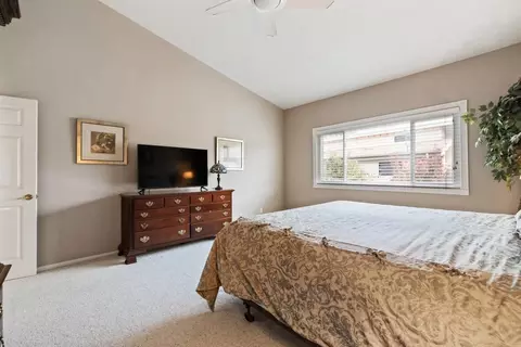 7332 Laura Ln, Reseda, CA 91335 photo 13