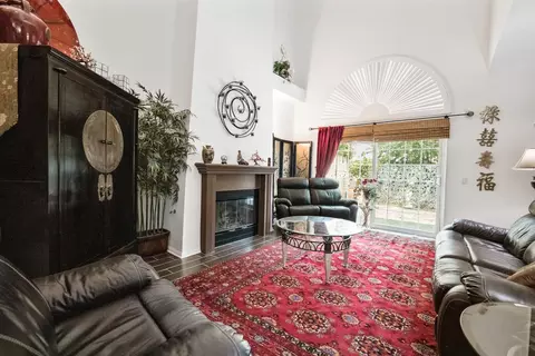 7332 Laura Ln, Reseda, CA 91335 photo 5