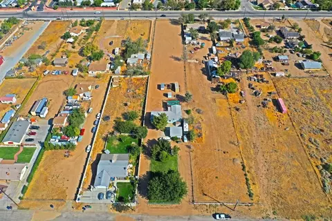 5651 W Ave M 2, Lancaster, CA 93536 photo 2