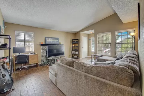 45846 York Pl, Lancaster, CA 93534 photo 6