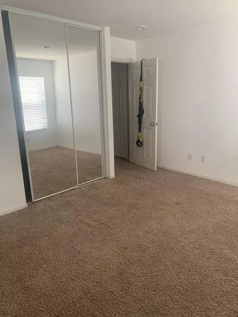 2762 Emerald Ln, Lancaster, CA 93535 photo 17