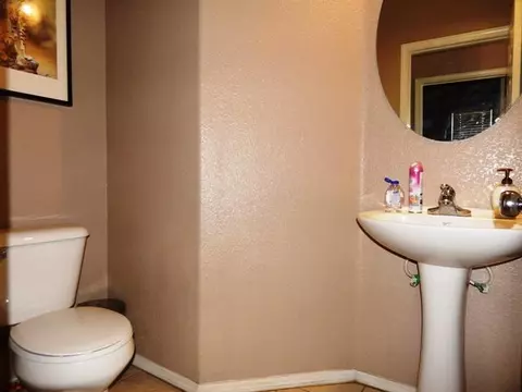 2762 Emerald Ln, Lancaster, CA 93535 photo 6