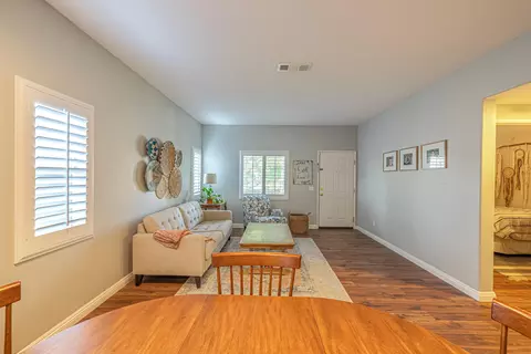 4714 Spice St, Lancaster, CA 93536 photo 4
