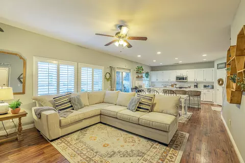 4714 Spice St, Lancaster, CA 93536 photo 12