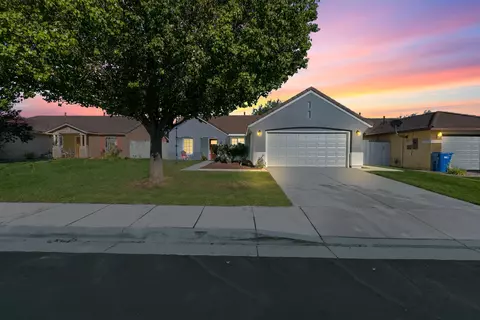 43244 33rd St E, Lancaster, CA 93535 photo 1