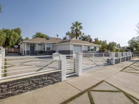 13344 Eustace St, Pacoima, CA 91331 photo 4