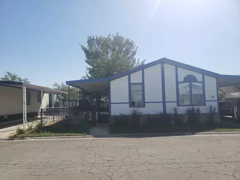 45111 25th St E #38, Lancaster, CA 93535 photo 1