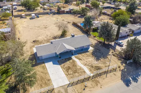 10330 E Avenue S8, Littlerock, CA 93543 photo 2