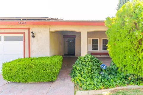 44302 Fig Ave, Lancaster, CA 93534 photo 3