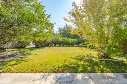 44302 Fig Ave, Lancaster, CA 93534 photo 23