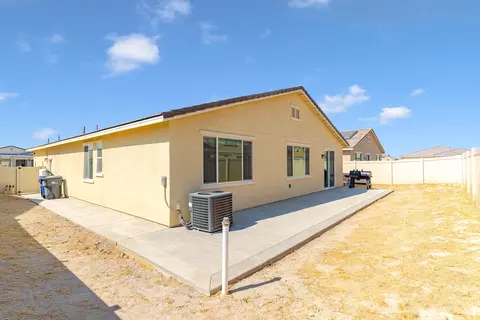 45030 Marbella St, Lancaster, CA 93536 photo 21