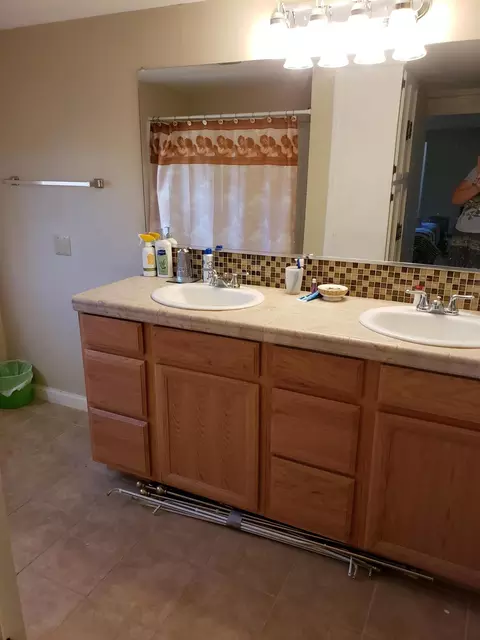 28264 Griffin St, Tehachapi, CA 93561 photo 8