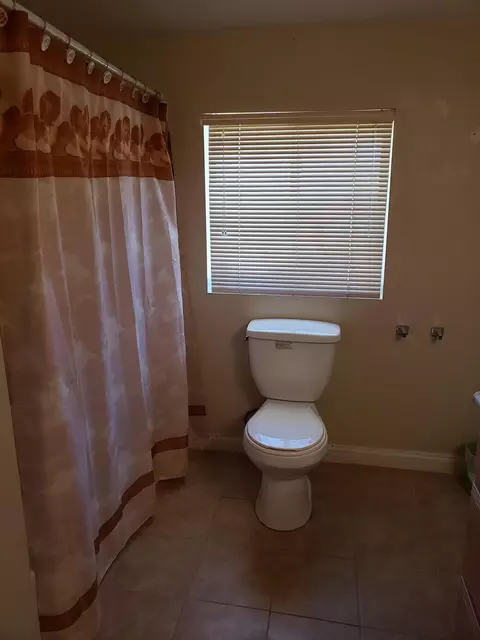 28264 Griffin St, Tehachapi, CA 93561 photo 10