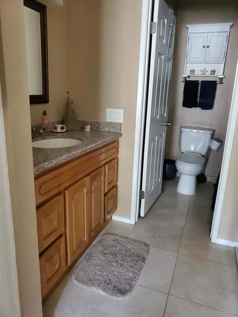 2554 Olive Dr #48, Palmdale, CA 93550 photo 8
