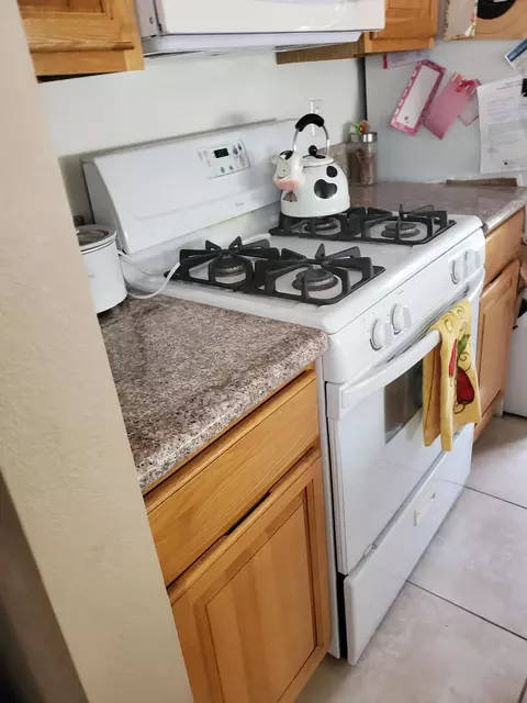 2554 Olive Dr #48, Palmdale, CA 93550 photo 5