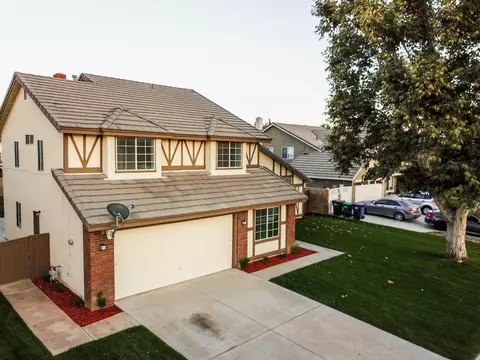 40418 Elderberry Ct, Palmdale, CA 93551 photo 2