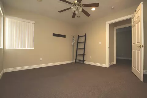 42104 E 6th St, Lancaster, CA 93535 photo 7