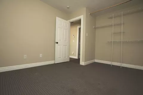 42104 E 6th St, Lancaster, CA 93535 photo 5
