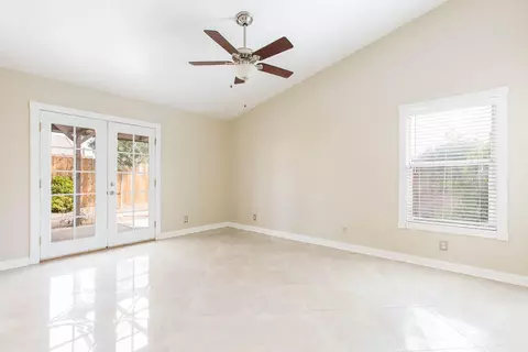 6159 Treehaven Ct, Lancaster, CA 93536 photo 18