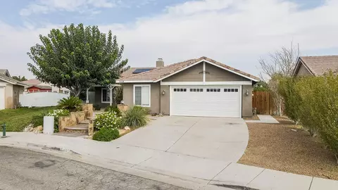 6159 Treehaven Ct, Lancaster, CA 93536 photo 1