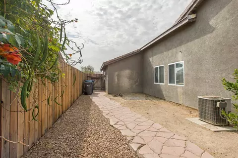 6159 Treehaven Ct, Lancaster, CA 93536 photo 38