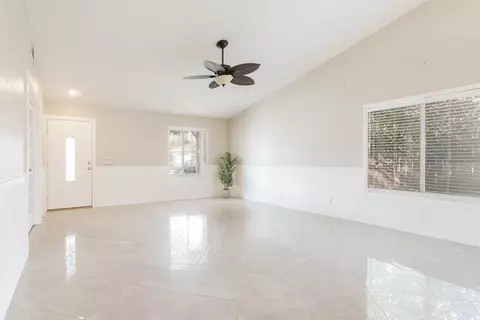 6159 Treehaven Ct, Lancaster, CA 93536 photo 8