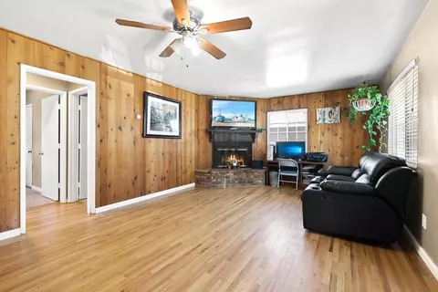 521 Carroll Way, Tehachapi, CA 93561 photo 8