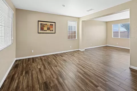 43933 Freer Way, Lancaster, CA 93536 photo 3