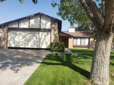 45002 E 8th St, Lancaster, CA 93535 photo 24
