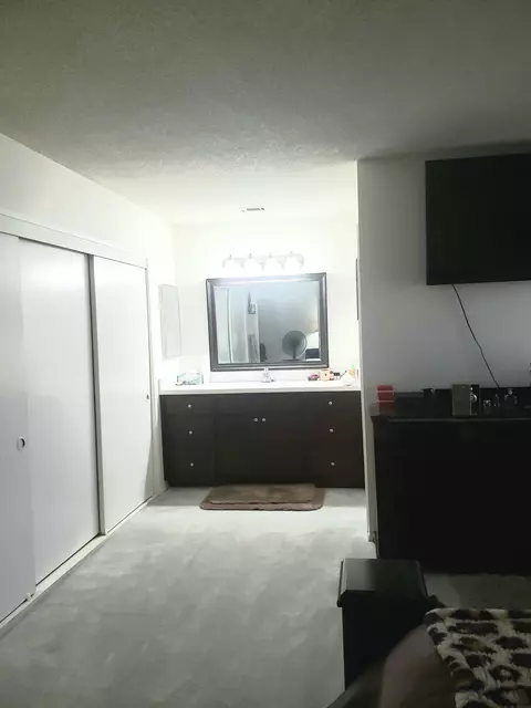 45002 E 8th St, Lancaster, CA 93535 photo 12