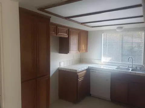 708 Trixis Ave, Lancaster, CA 93534 photo 7