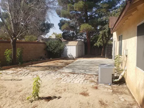 708 Trixis Ave, Lancaster, CA 93534 photo 30