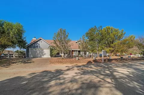 33667 Tradepost Rd, Acton, CA 93510 photo 1